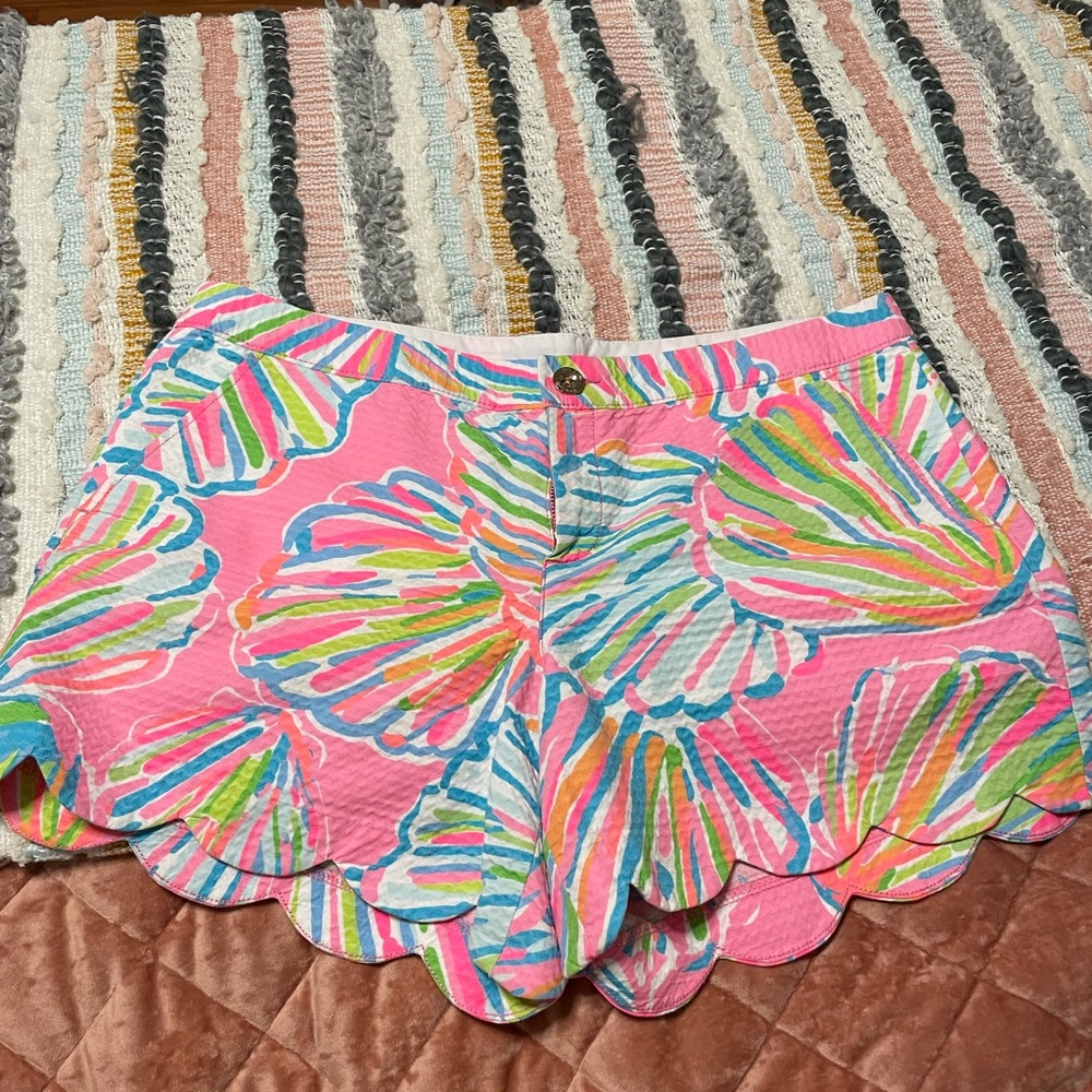 LILLY Pulitzer shorts sz 14